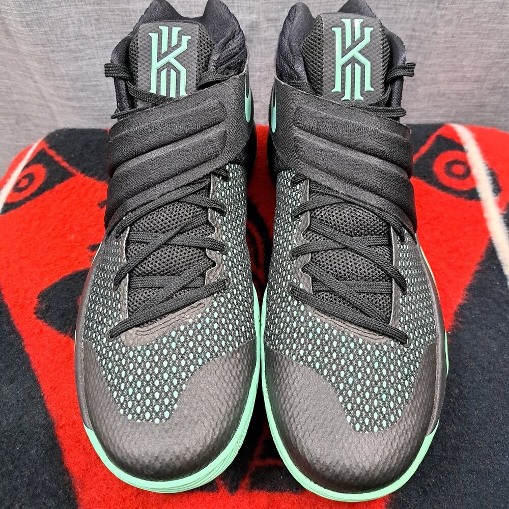 Size 12 Nike Kyrie 2 Green Glow Black Men's Basketball Shoes 819583-007 - Picture 4 of 14